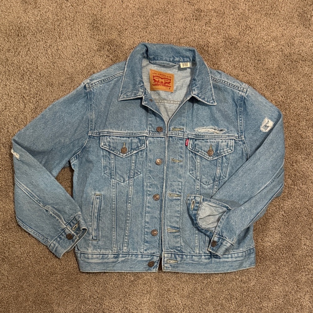 Levi's Distressed Denim Jacket Med.
